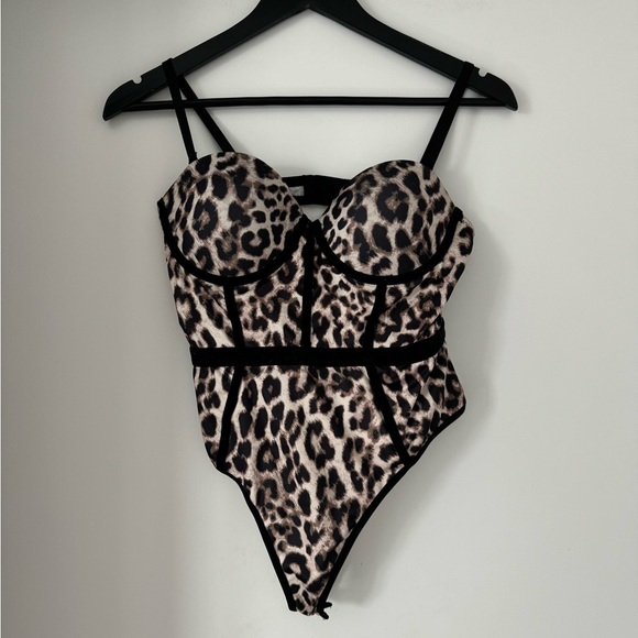 Animal Print Corset Thong Bodysuit NWT - Picture 3 of 3
